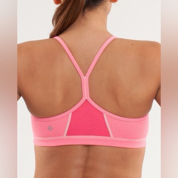 Lululemon | Pink Striped Coolmax Flow Y Bra IV Size 10 Yoga Workout Activewear - Picture 1 of 5